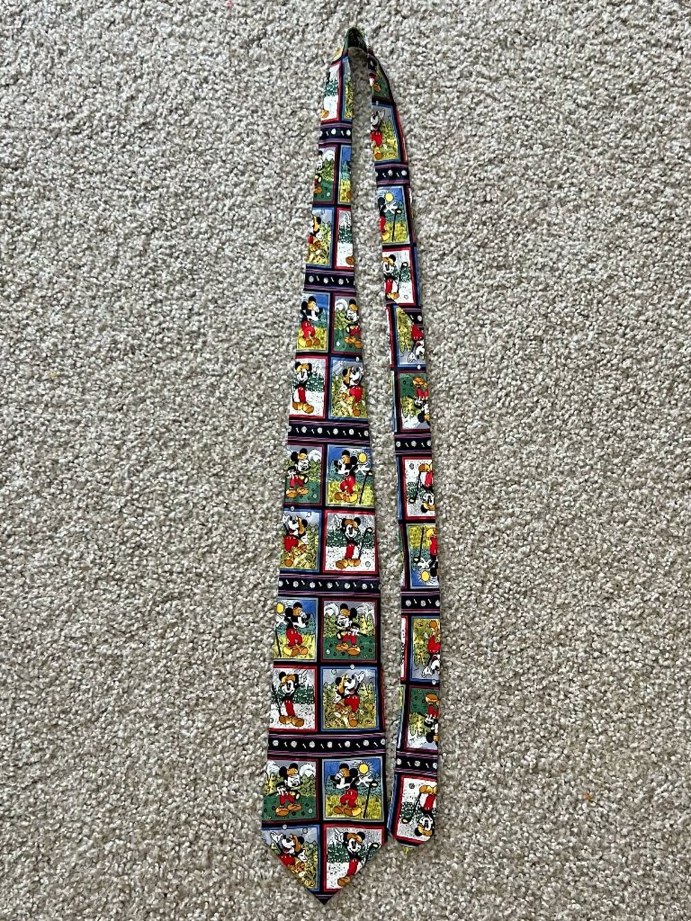 Disney Unlimited Mickey Mouse Four Seasons of Golf Silk Novelty Neck Tie